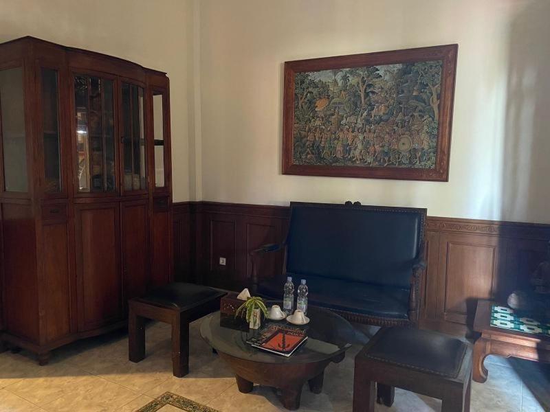 Rumah Pesik Art Heritage Gondowulung Exterior foto