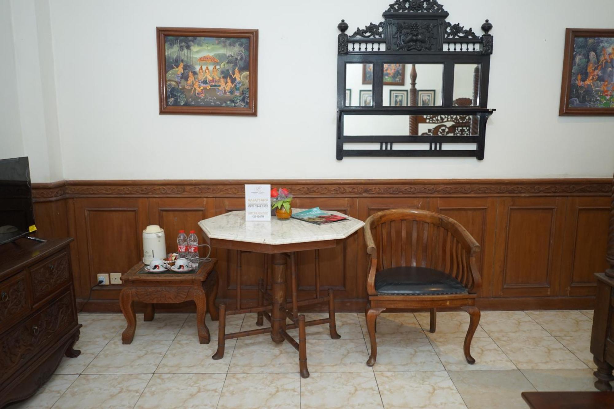 Rumah Pesik Art Heritage Gondowulung Exterior foto