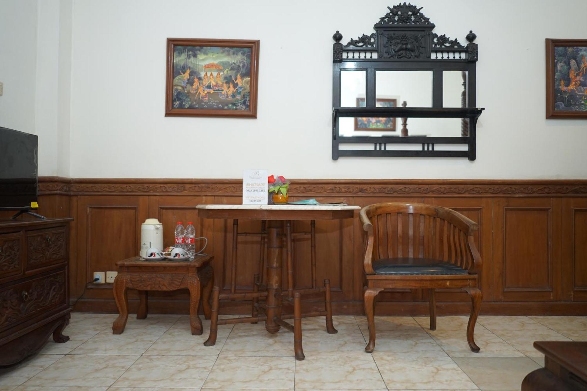 Rumah Pesik Art Heritage Gondowulung Exterior foto