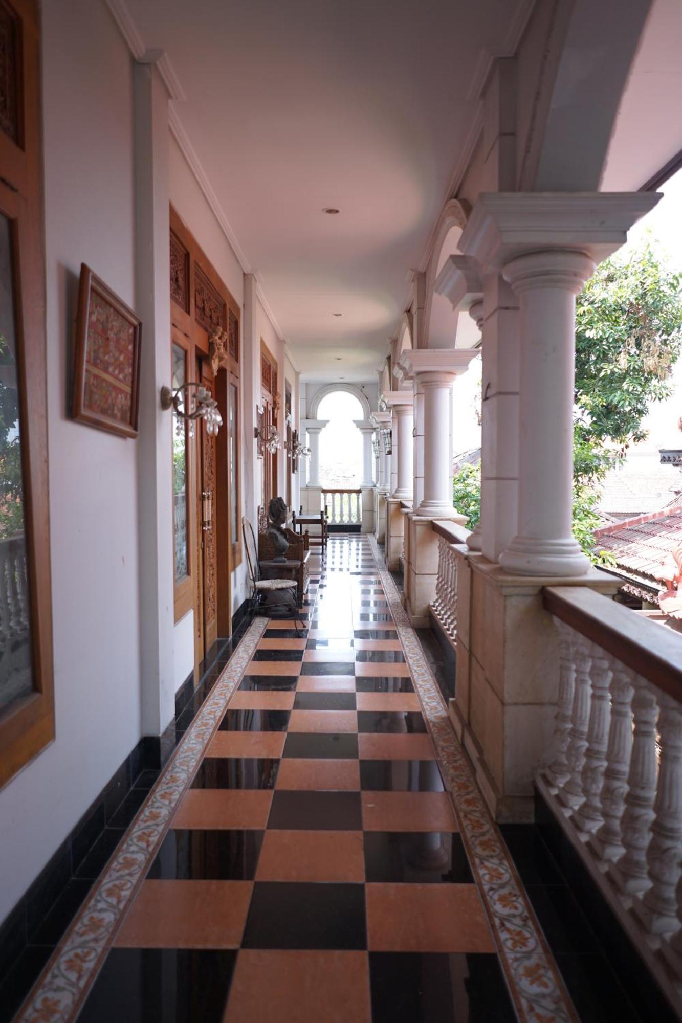 Rumah Pesik Art Heritage Gondowulung Exterior foto